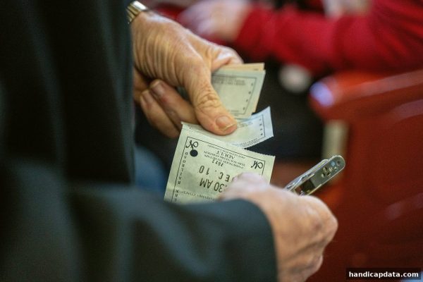 龙虎斗中奖权益与兑付全流程：让球盘平台带你理清法律与税务要点