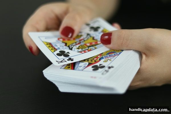 炸金花资金管理全攻略：让球盘平台助力稳健娱乐