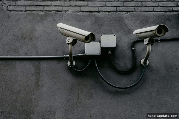 让球盘平台警示：威尼斯人娱乐平台的多重争议与用户避坑指南